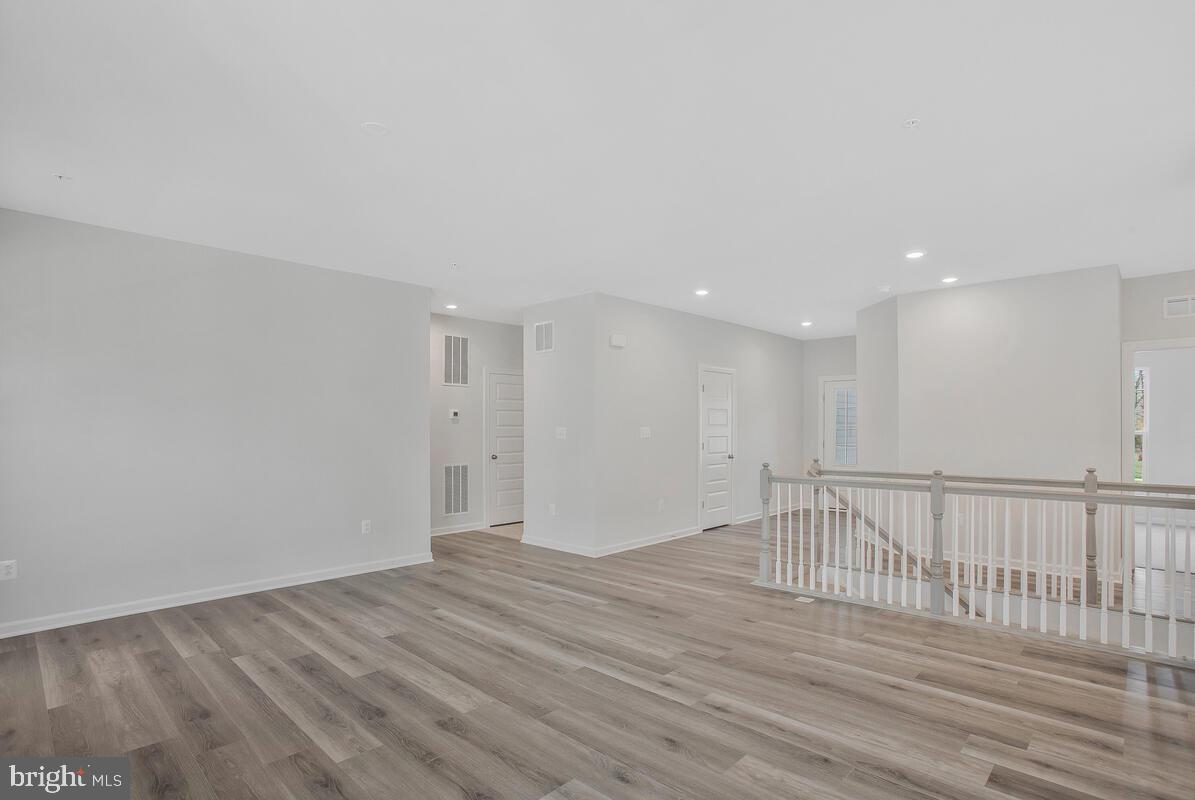 5612 SAVANNAH DRIVE