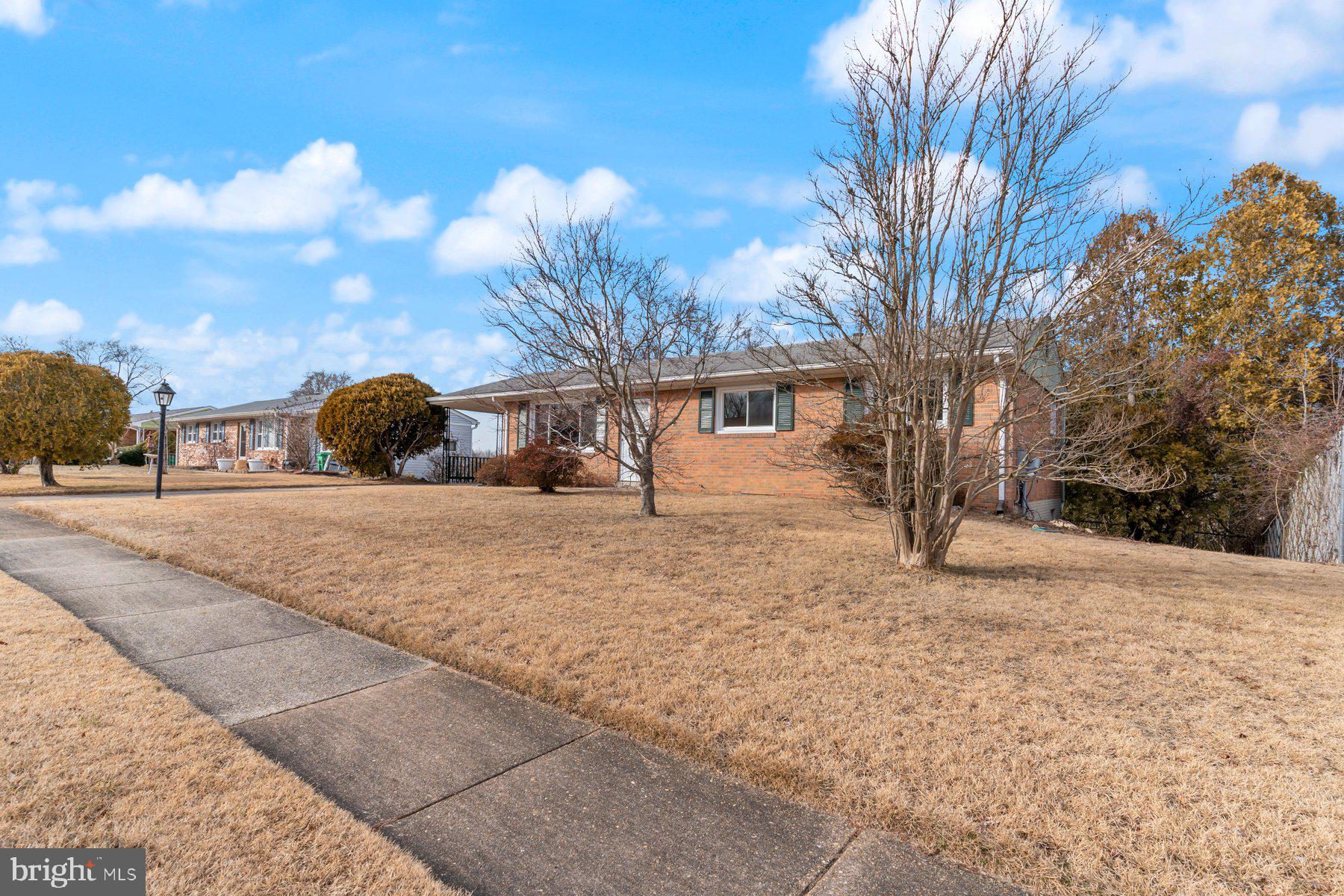 10412 Basel Dr