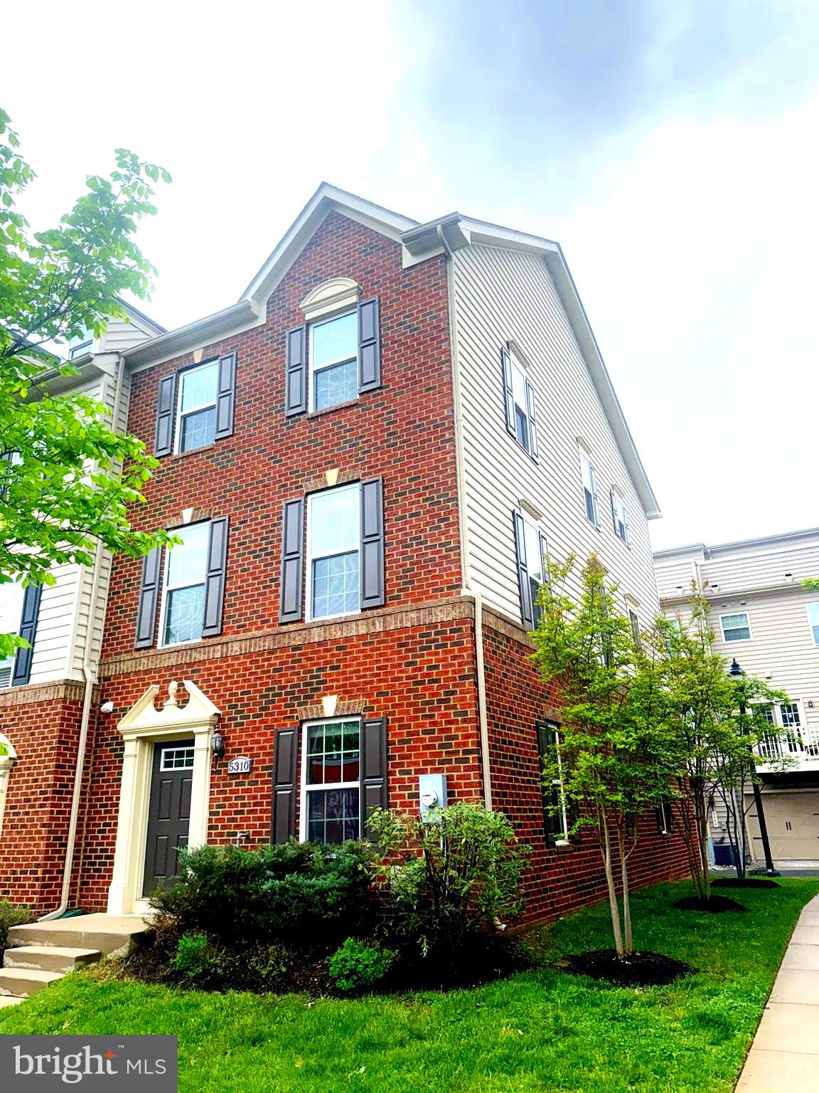 5310 Smiths Cove Ln