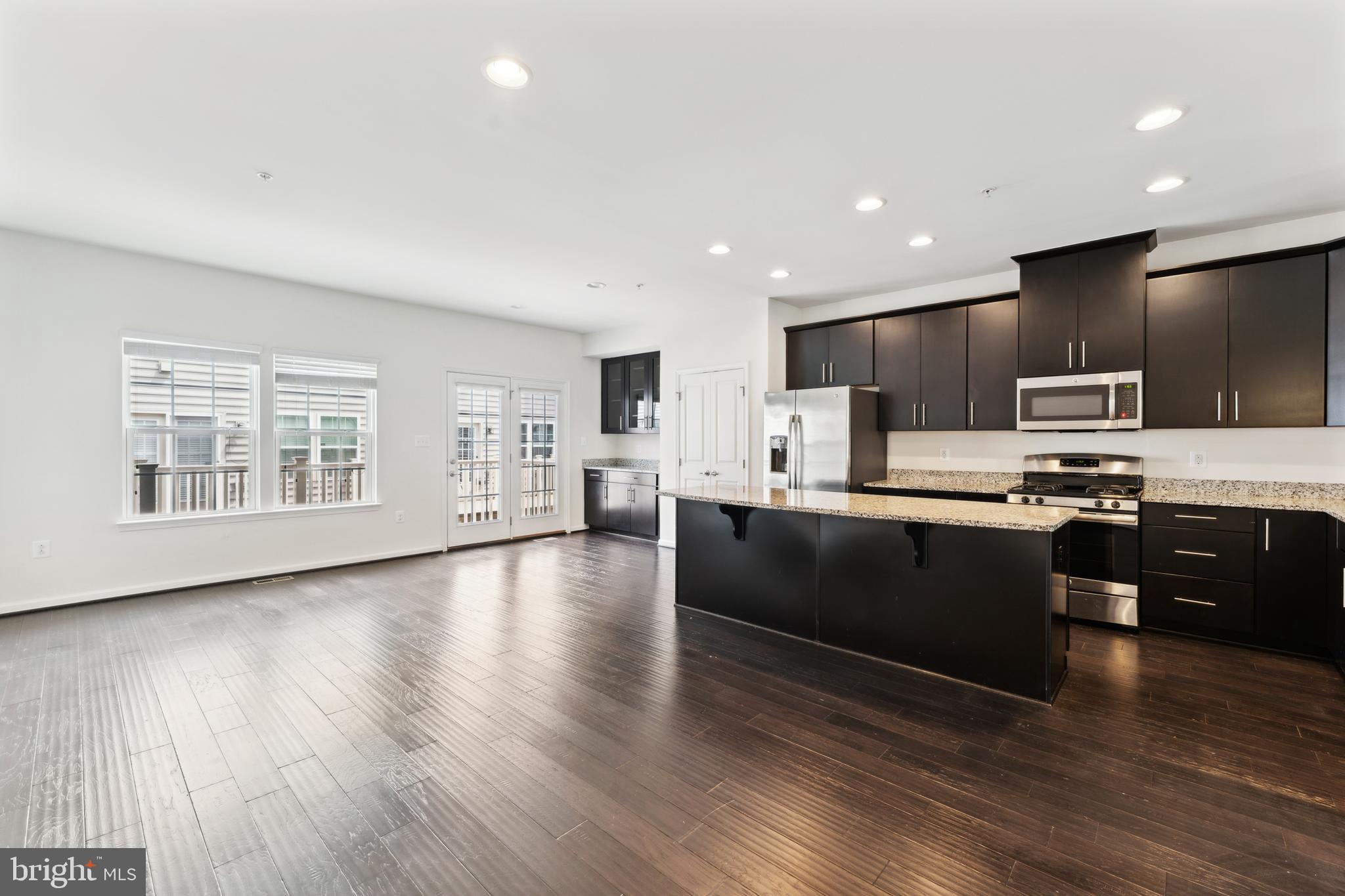 5310 Smiths Cove Ln