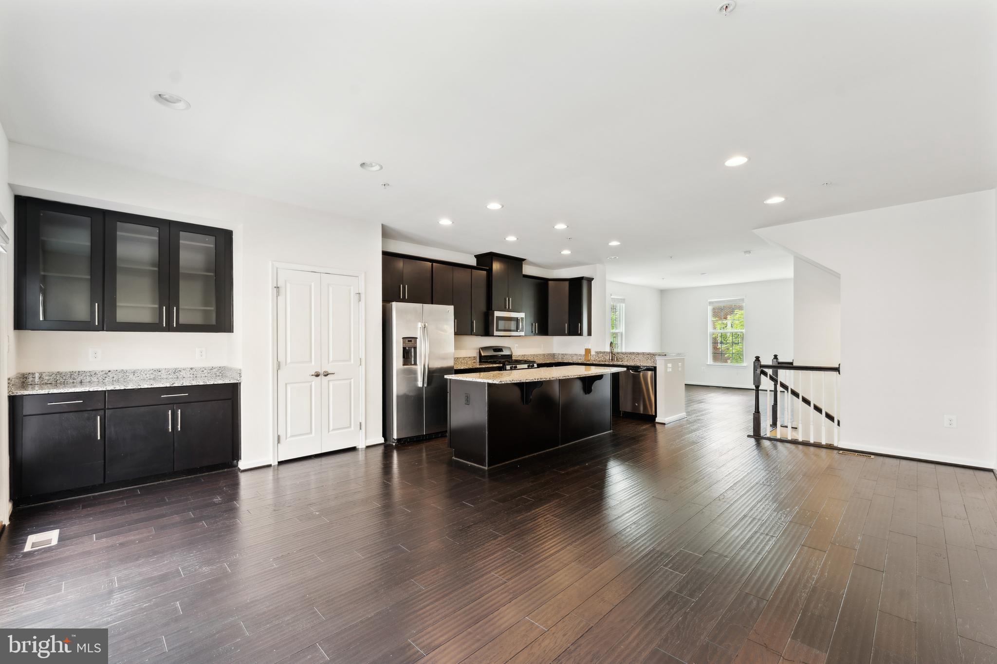 5310 Smiths Cove Ln