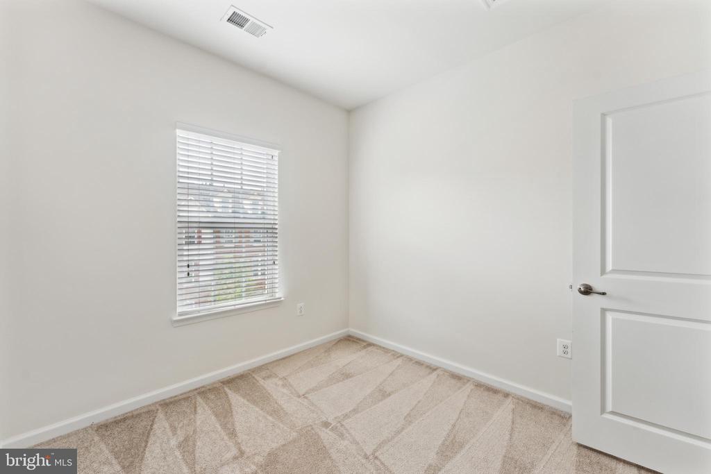 5310 Smiths Cove Ln