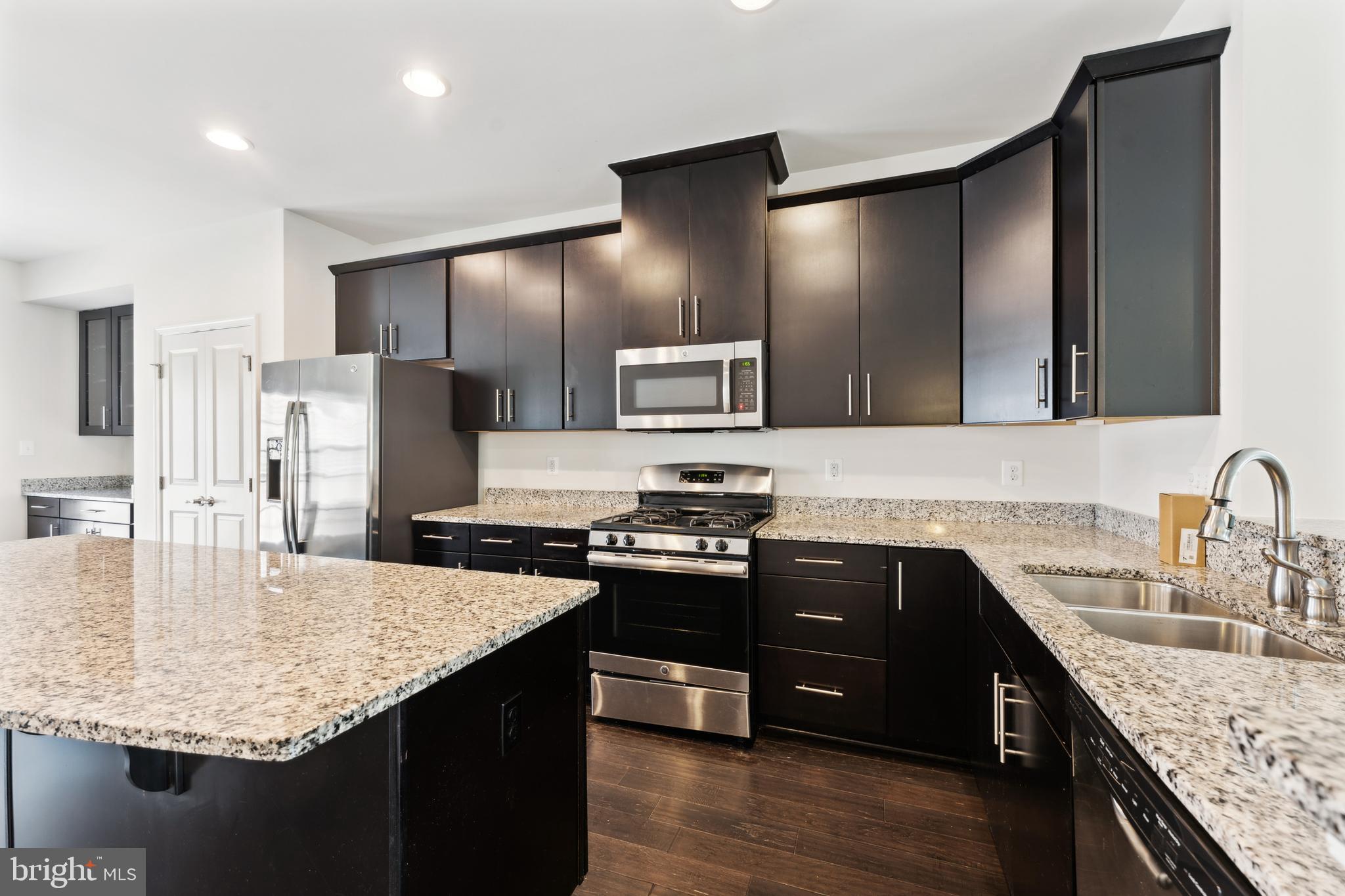 5310 Smiths Cove Ln