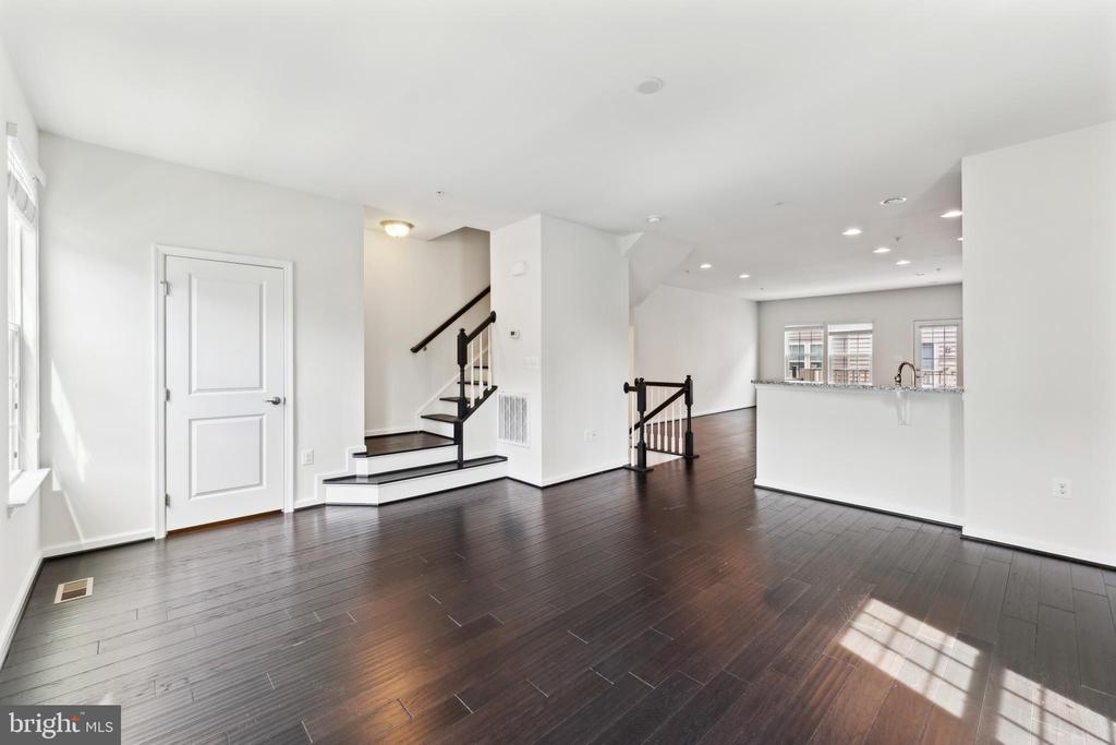 5310 Smiths Cove Ln