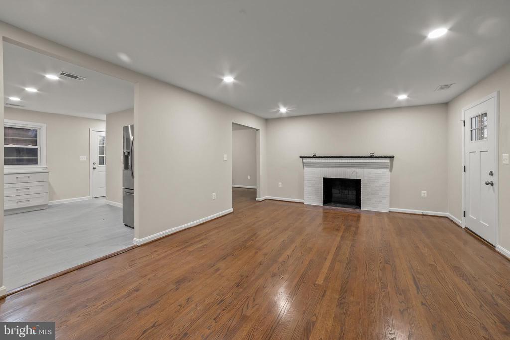 12 NOTLEY ROAD