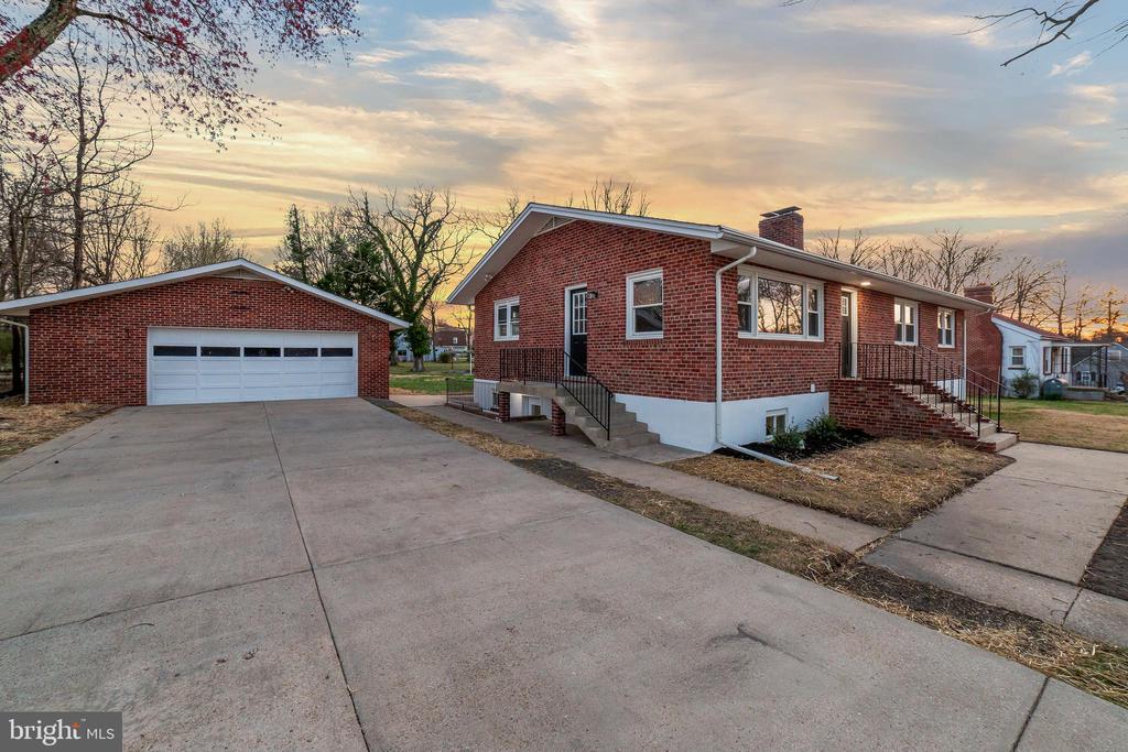 12 NOTLEY ROAD