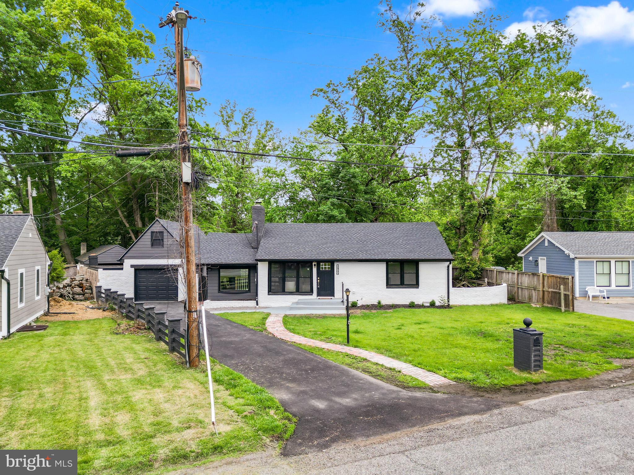 14500 April St
