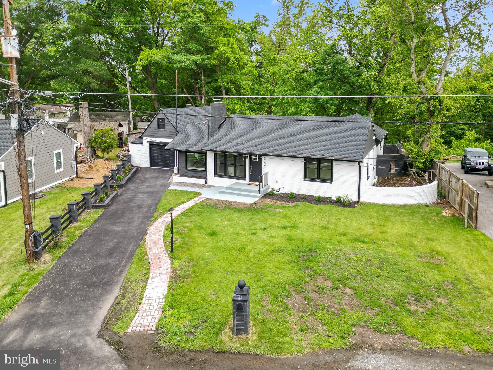 14500 April St