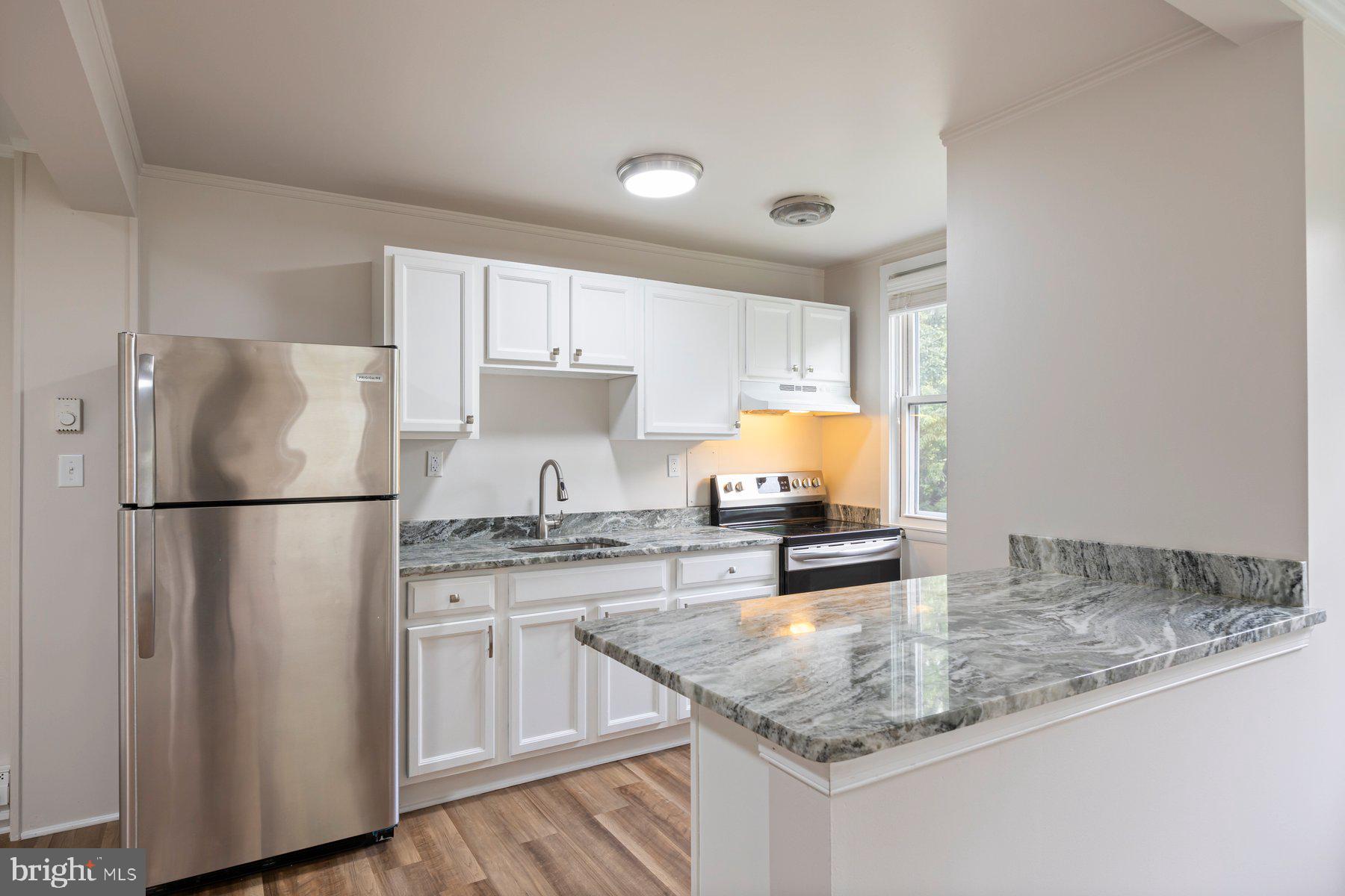 8-A Laurel Hill Rd