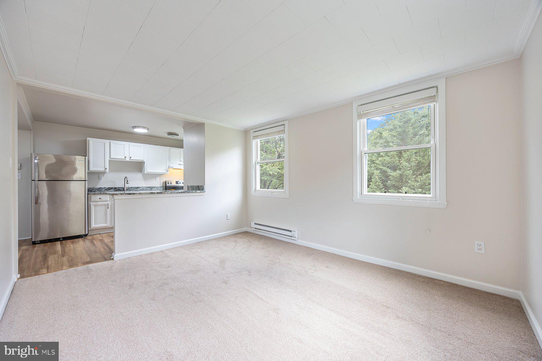 8-A Laurel Hill Rd