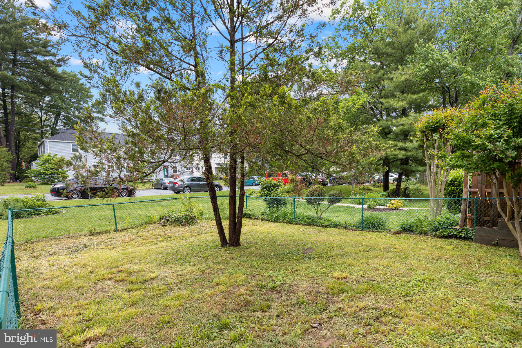 8-A Laurel Hill Rd