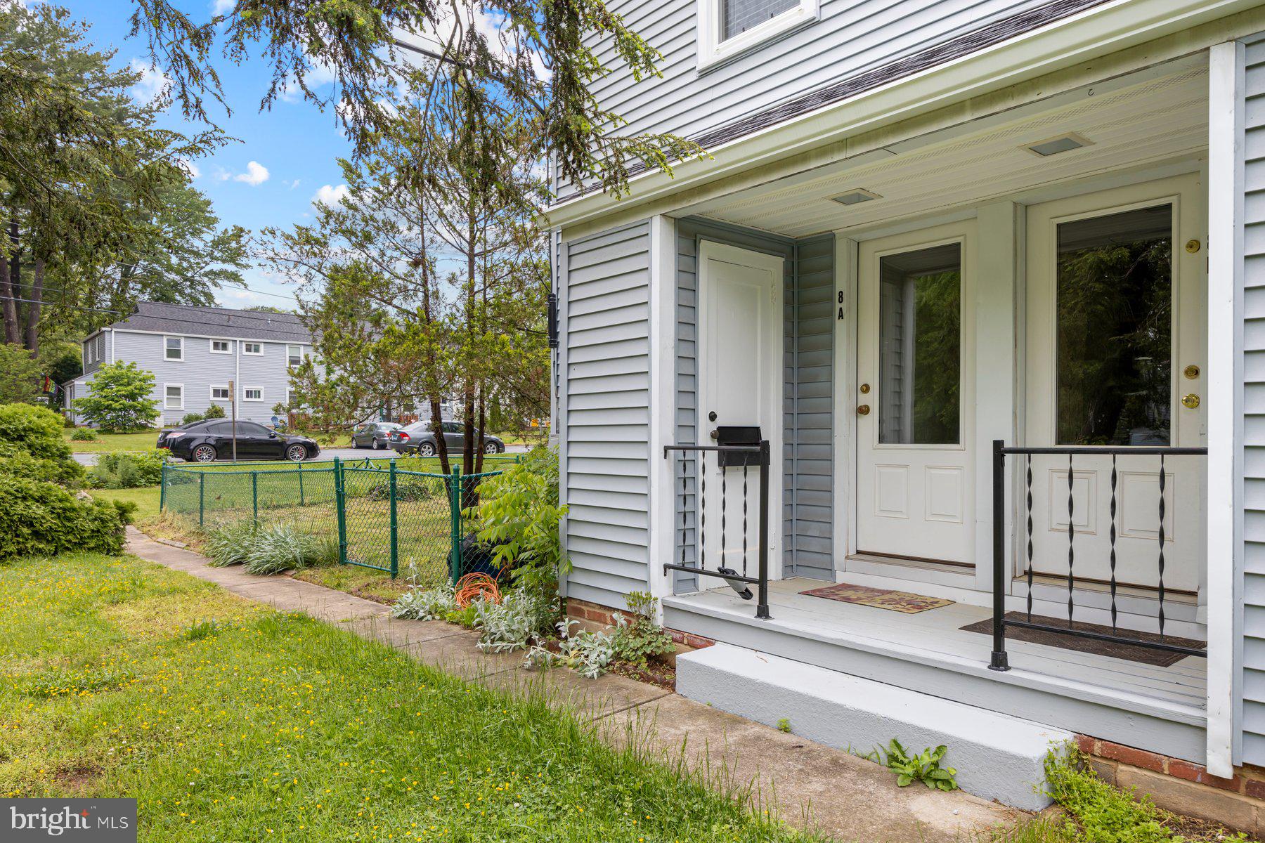 8-A Laurel Hill Rd