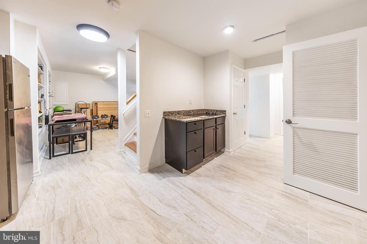 11102 Navigators Ct