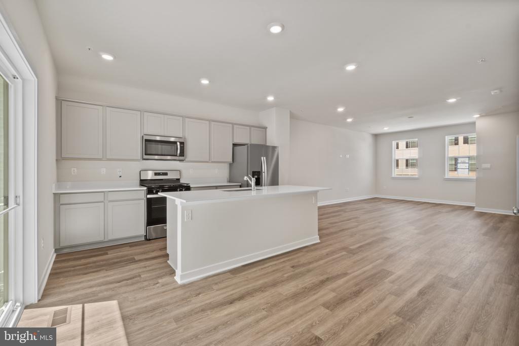 16635 GREEN GLADE DRIVE