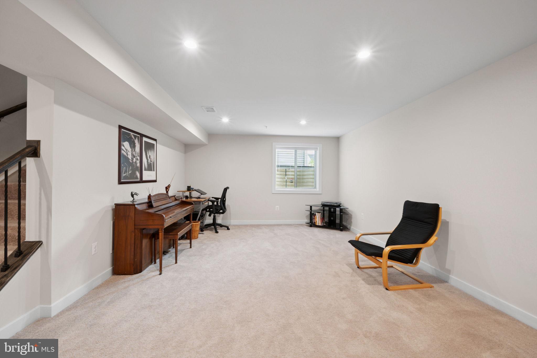 14905 TOWNSHEND TERRACE AVENUE