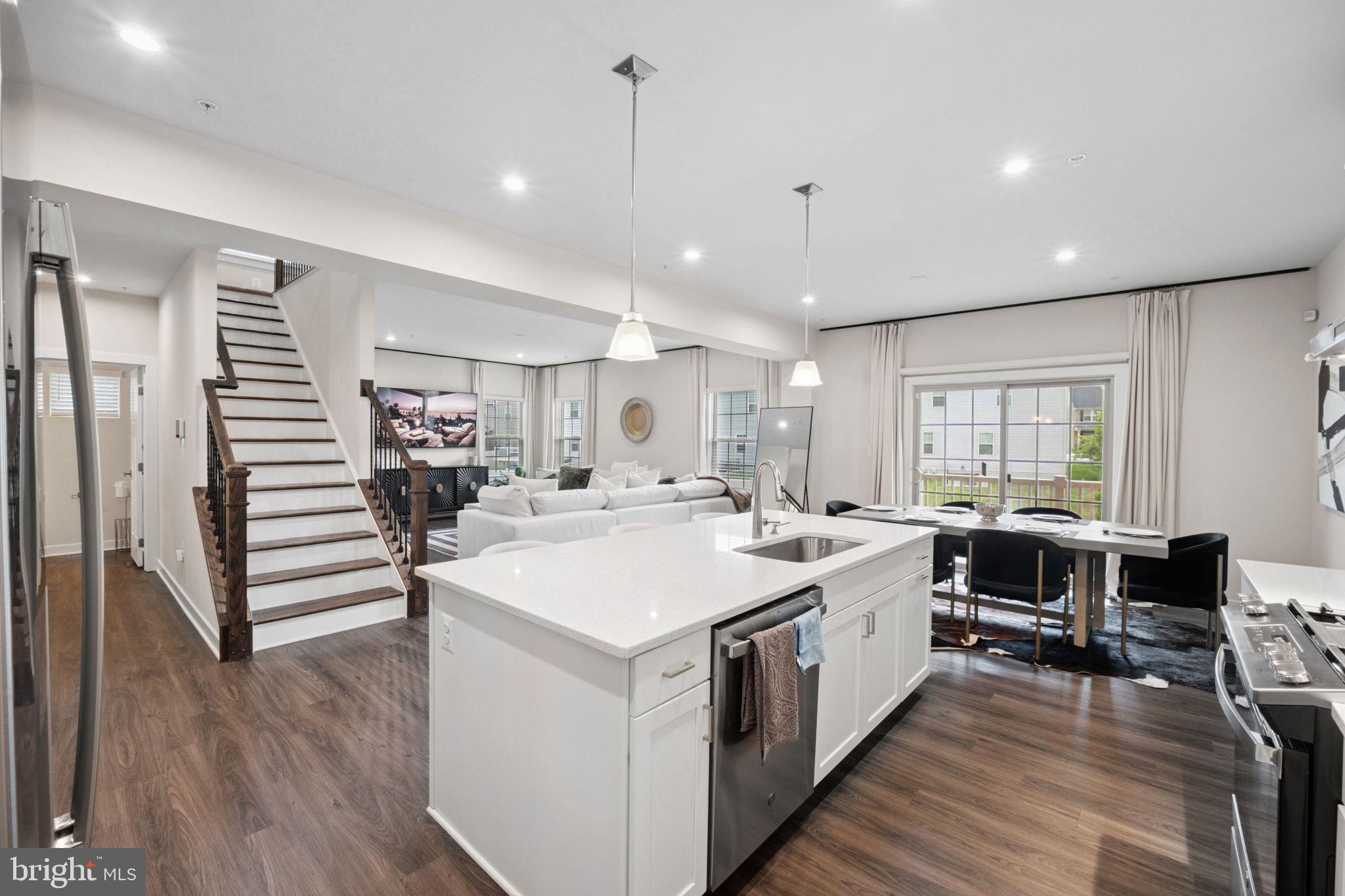 14905 TOWNSHEND TERRACE AVENUE