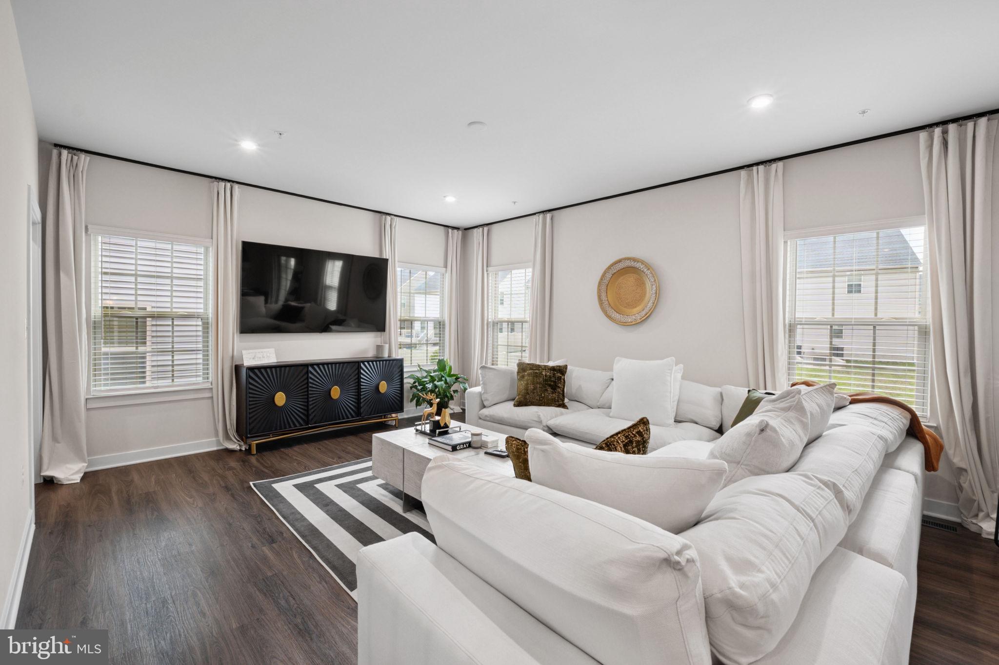 14905 TOWNSHEND TERRACE AVENUE