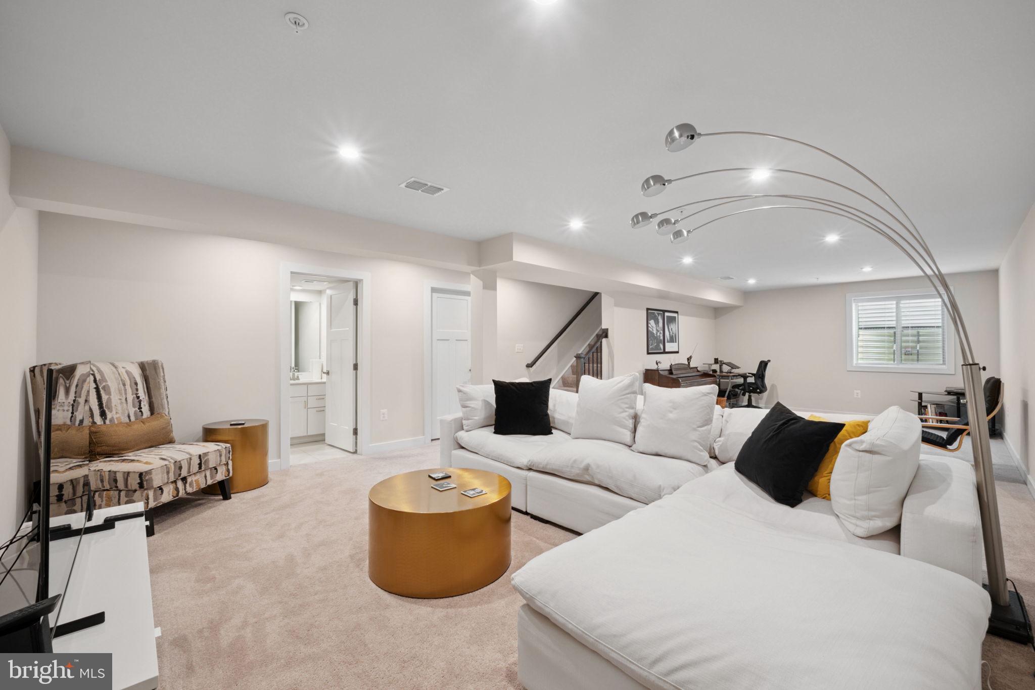 14905 TOWNSHEND TERRACE AVENUE