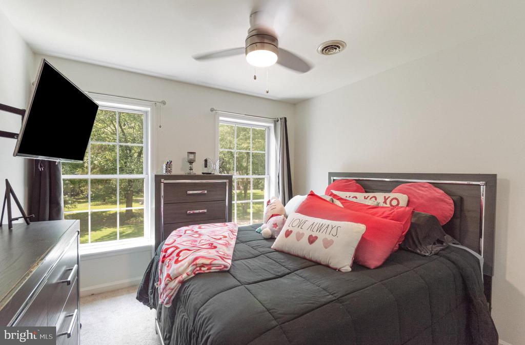 12118 OLD FORT ROAD