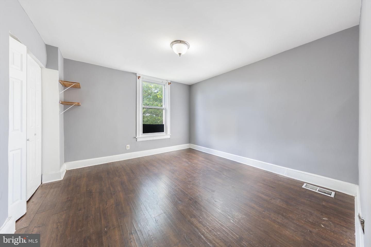 1603 Warren Ave