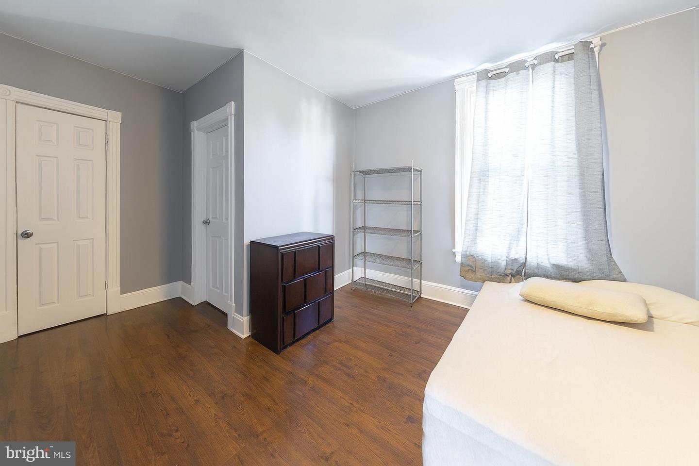 1603 Warren Ave