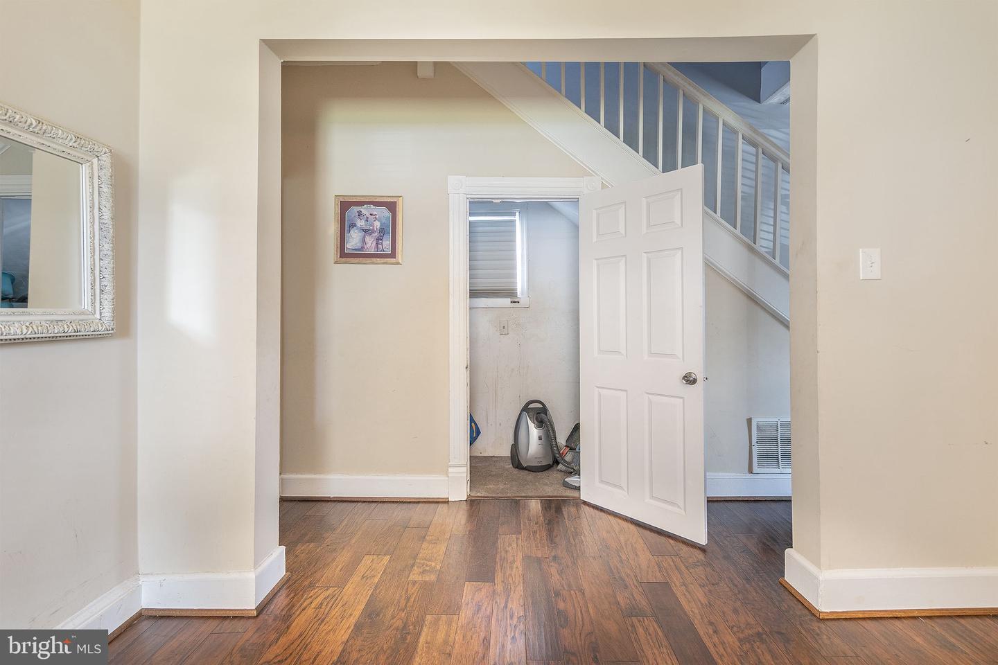 1603 Warren Ave