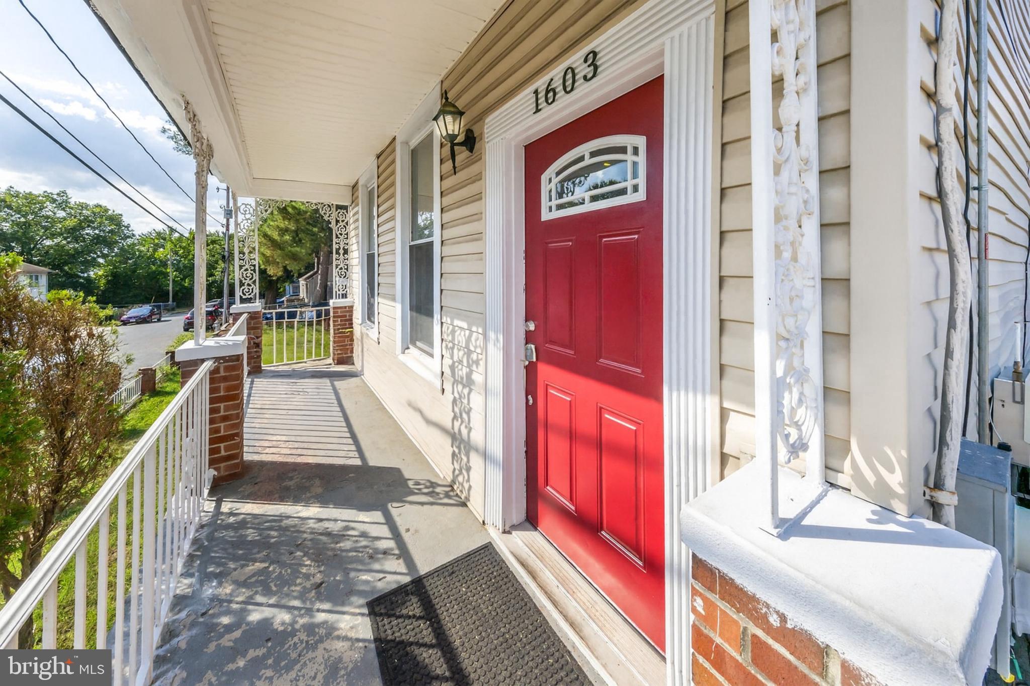 1603 Warren Ave