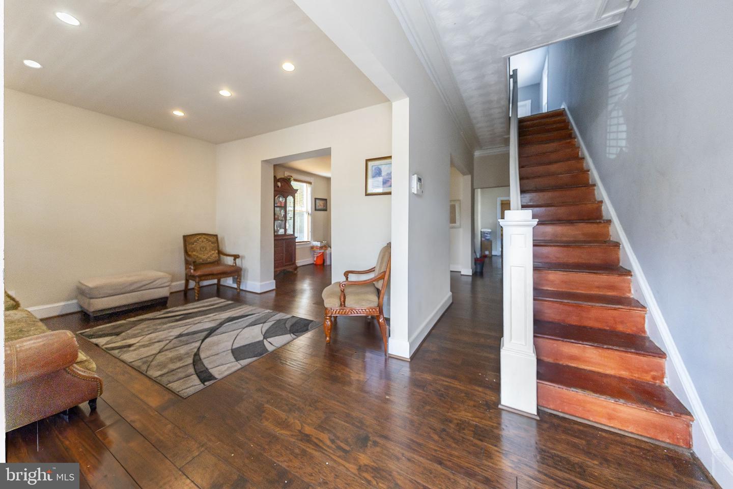 1603 Warren Ave