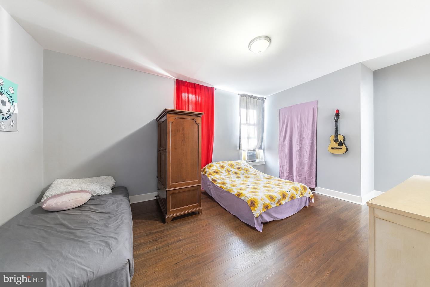 1603 Warren Ave