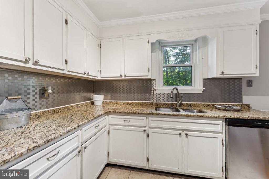 11009 McKay Rd