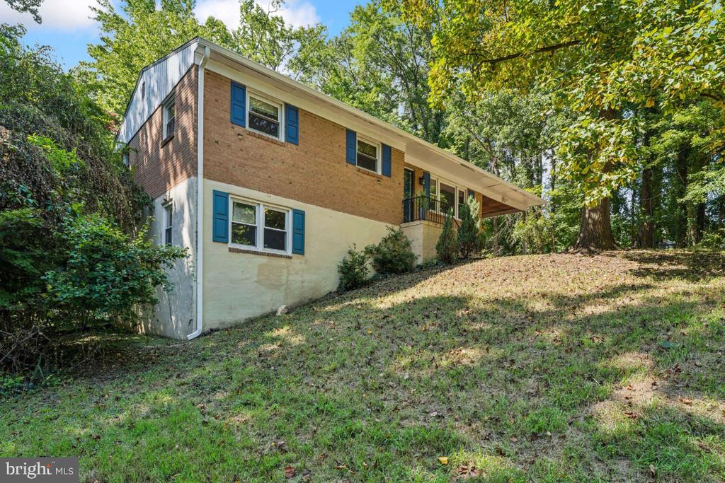 11009 McKay Rd