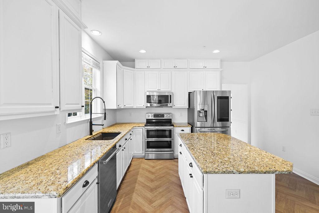 15729 CHESWICKE LANE