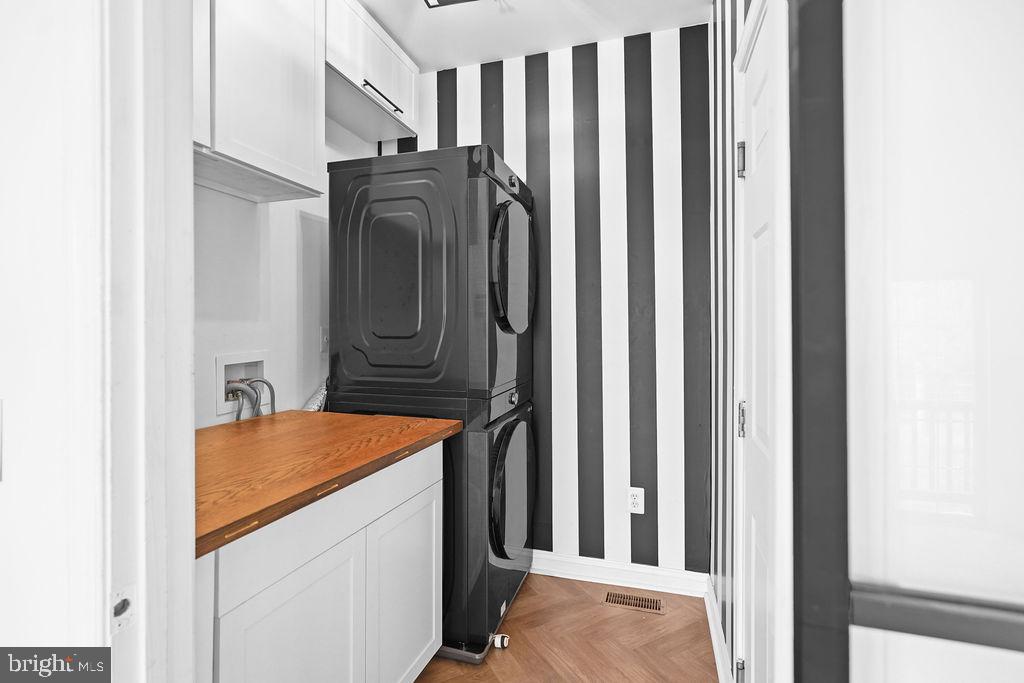 15729 CHESWICKE LANE