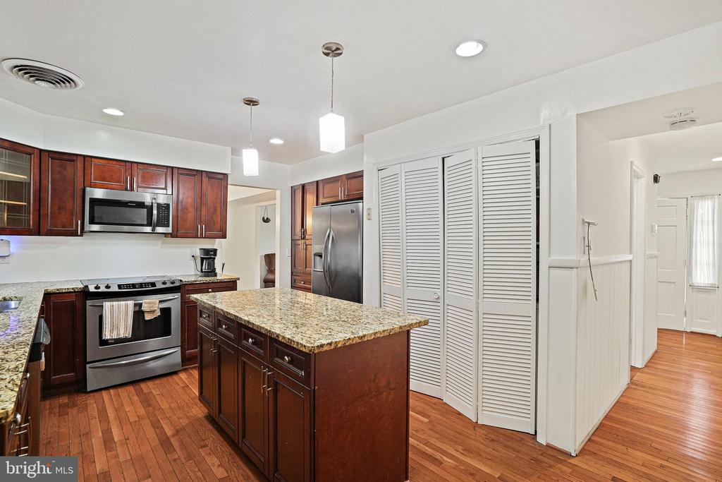 13034 CLARION ROAD