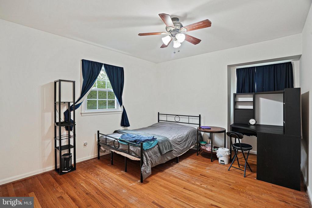 13034 CLARION ROAD