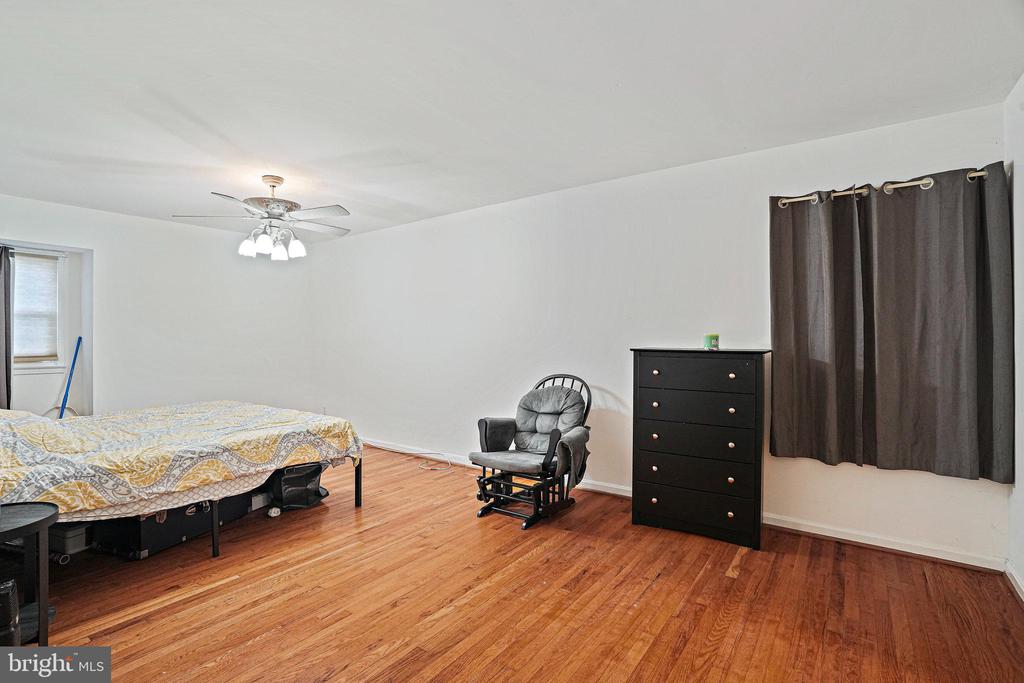 13034 CLARION ROAD