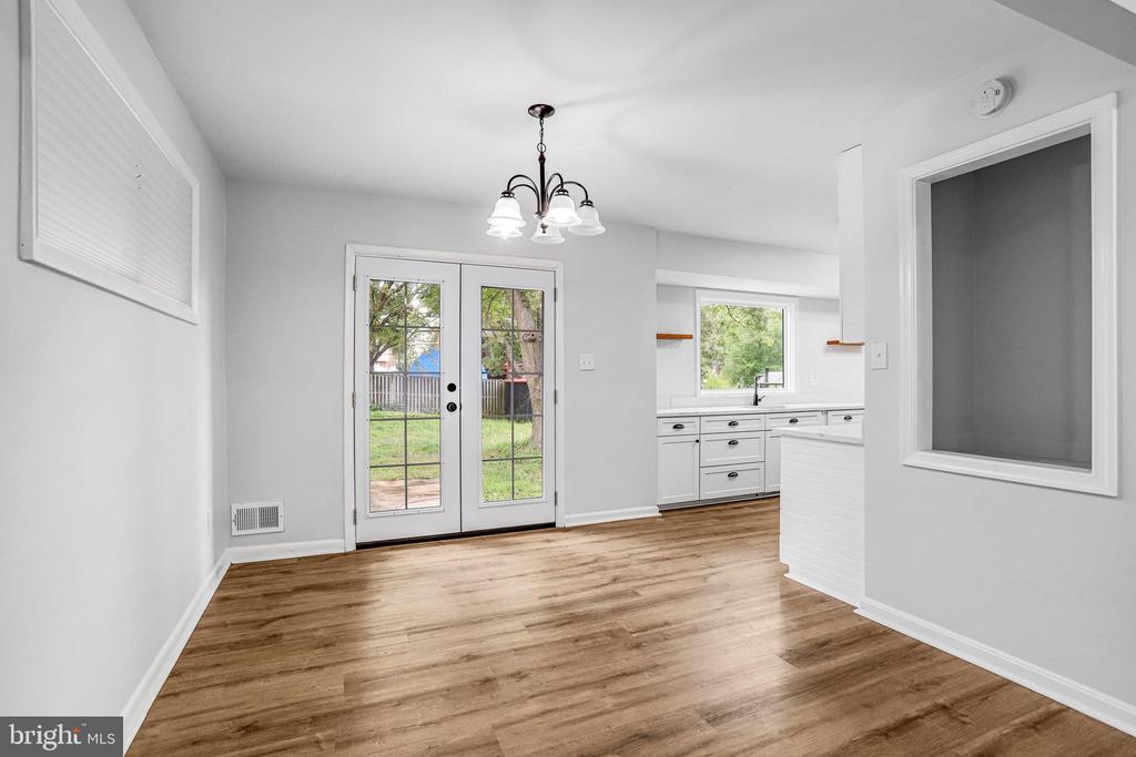 2114 GLENDORA DRIVE