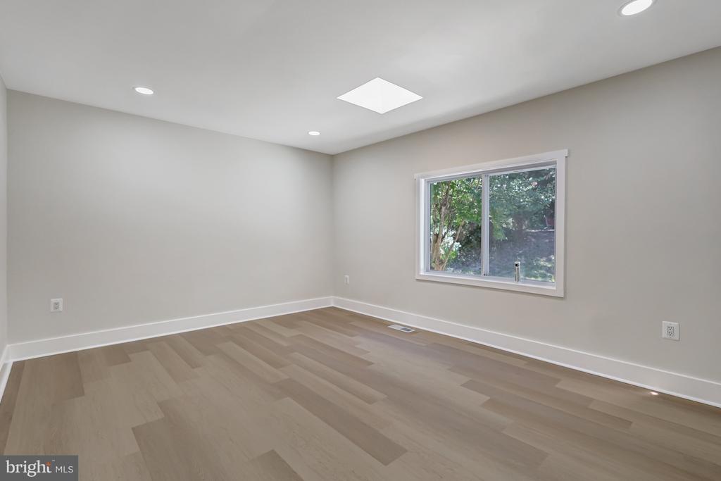 11607 OLYMPIC DRIVE