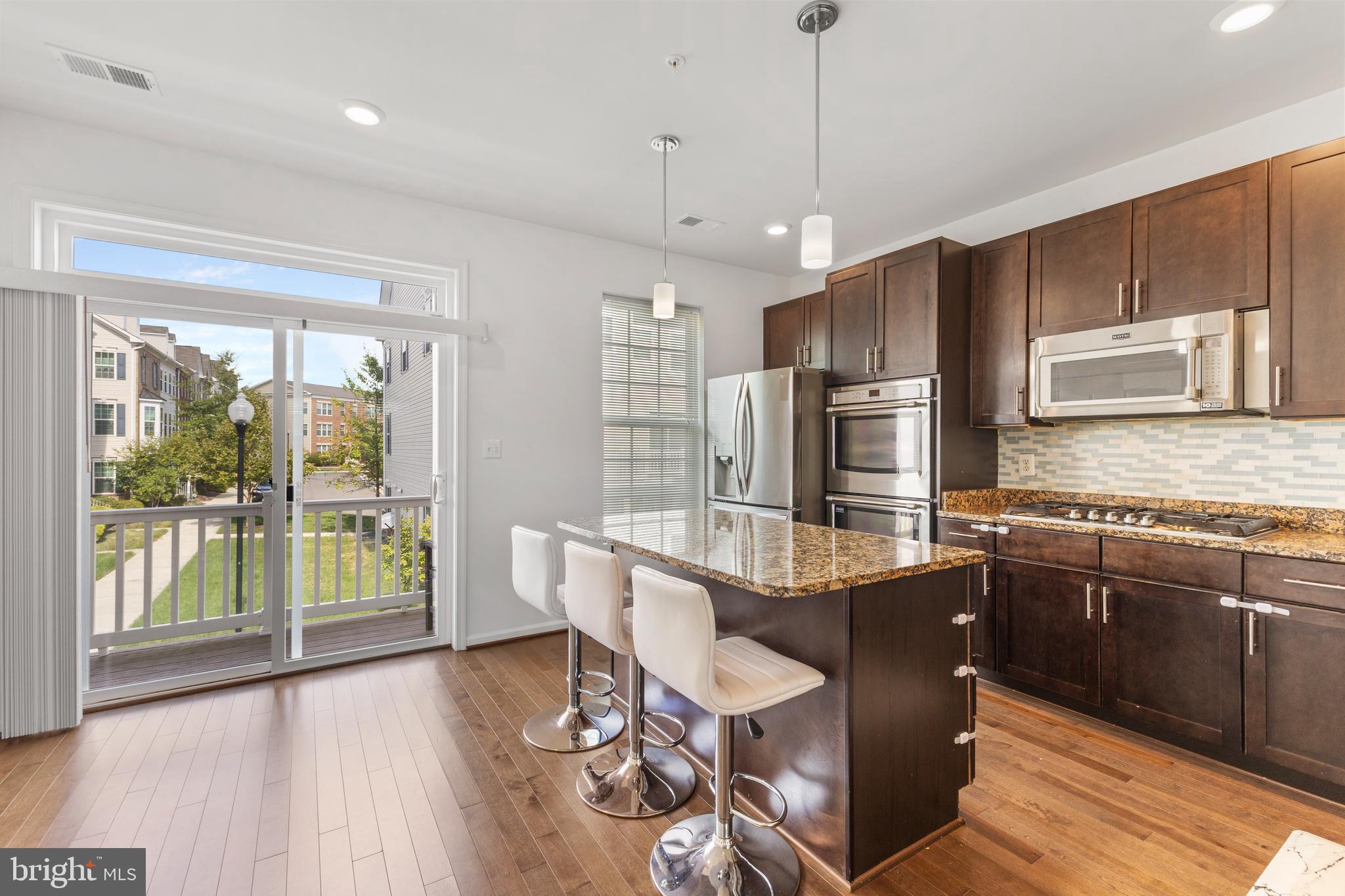 10606 PRESIDENTIAL PARKWAY