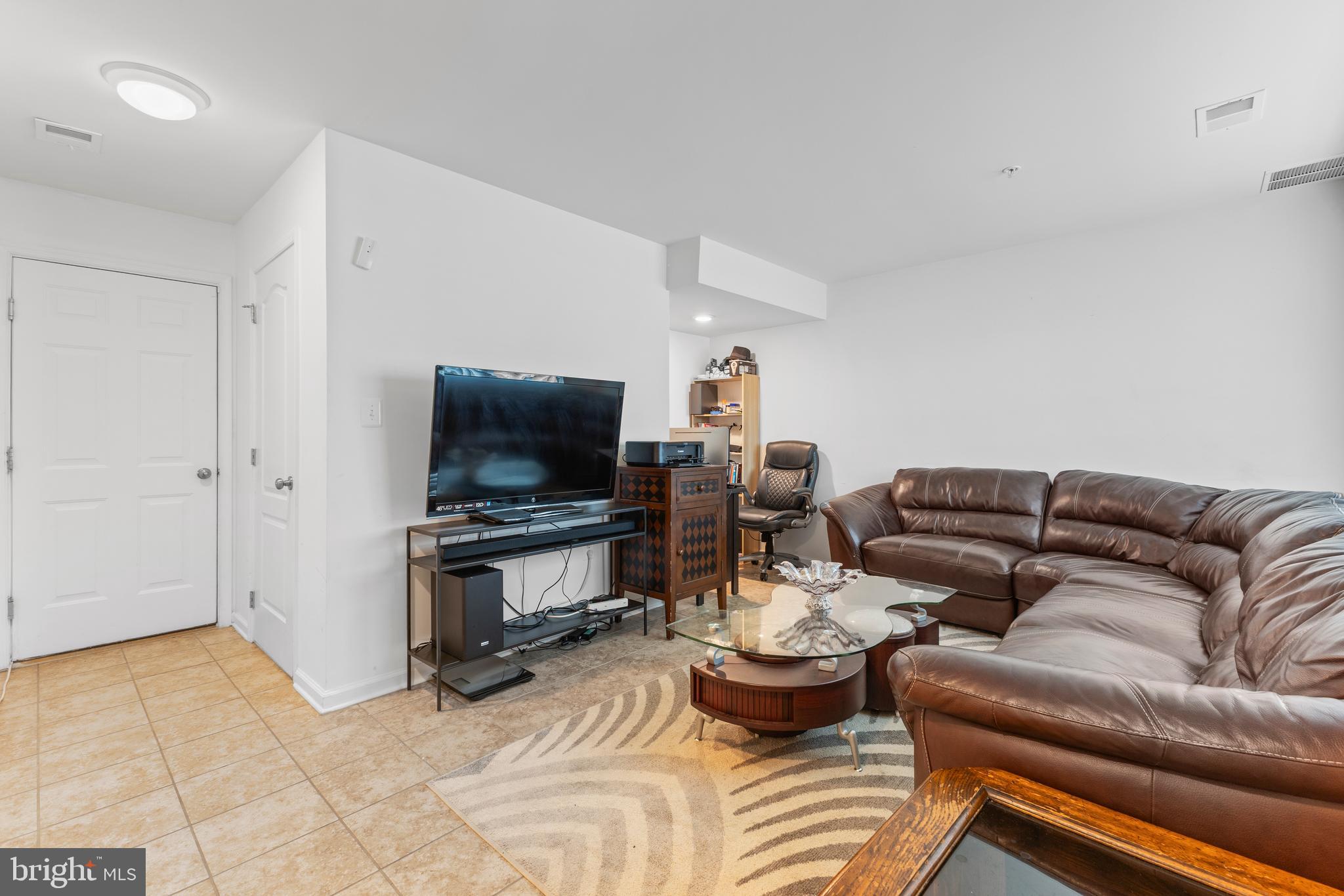 10606 PRESIDENTIAL PARKWAY