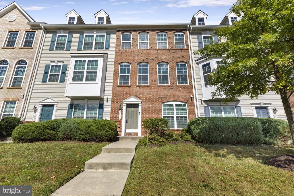 10606 PRESIDENTIAL PARKWAY