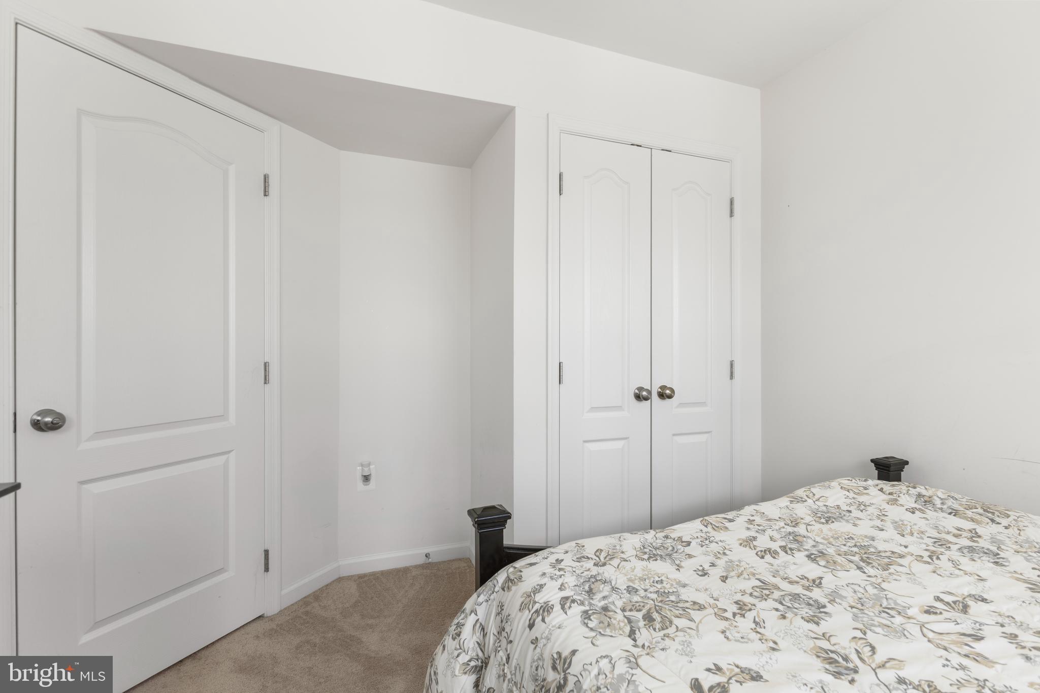 10606 PRESIDENTIAL PARKWAY