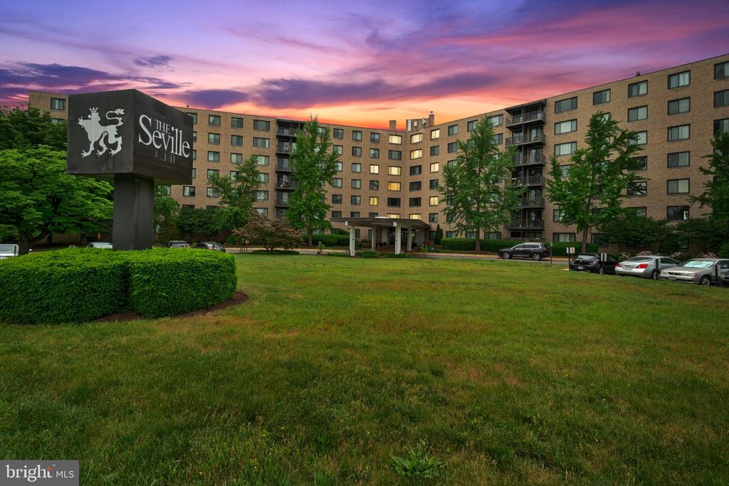 3450 TOLEDO TERRACE 502