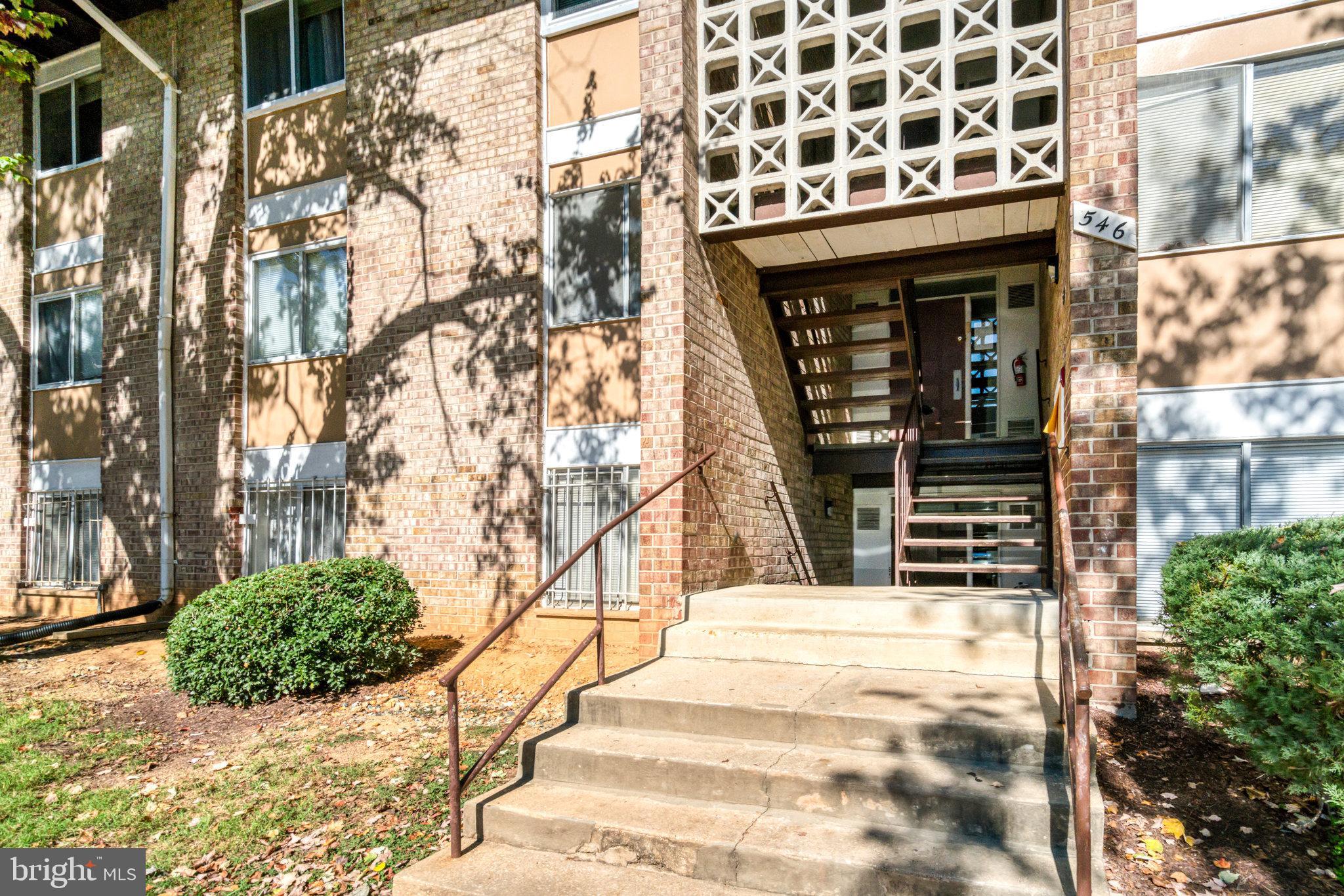 546 WILSON BRIDGE DRIVE 6747 C-1