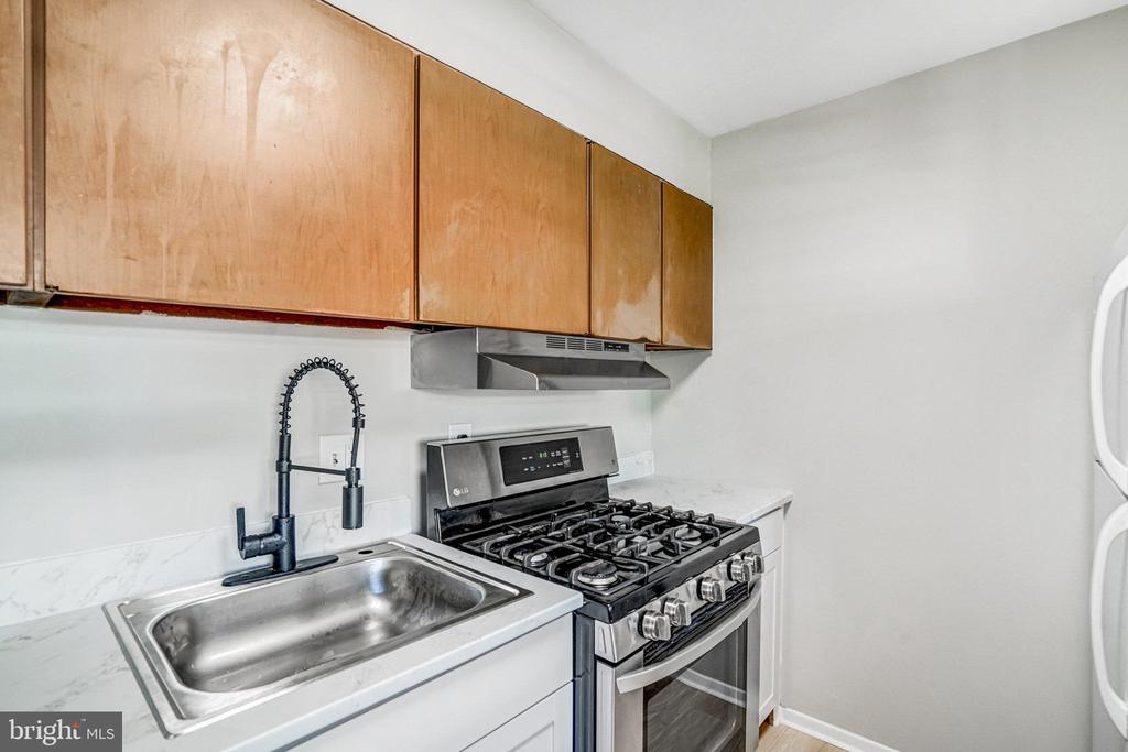 546 WILSON BRIDGE DRIVE 6747 C-1