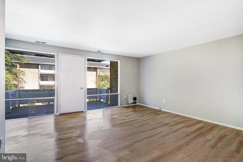 546 WILSON BRIDGE DRIVE 6747 C-1