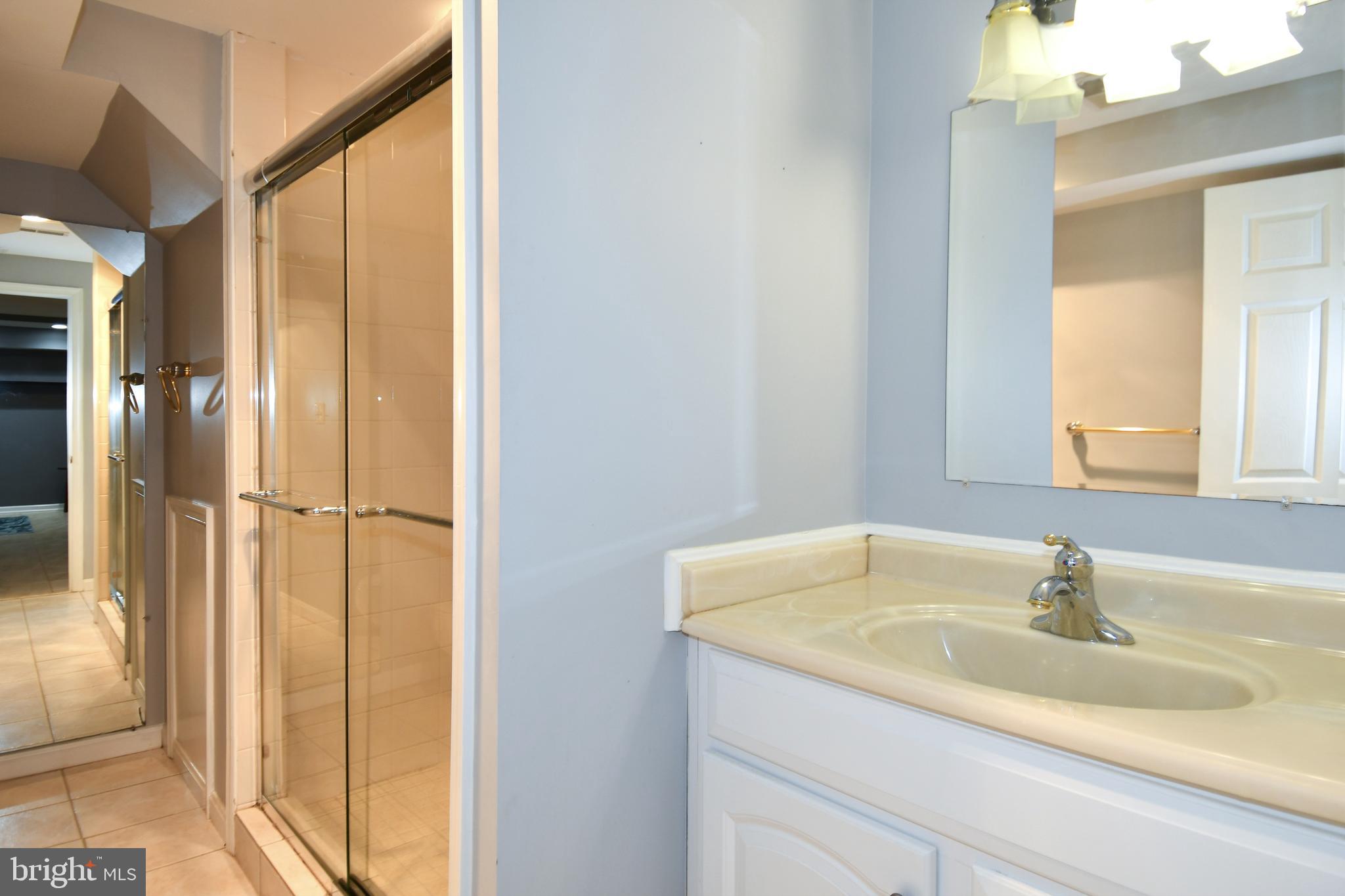 121 RIVER FOREST LANE