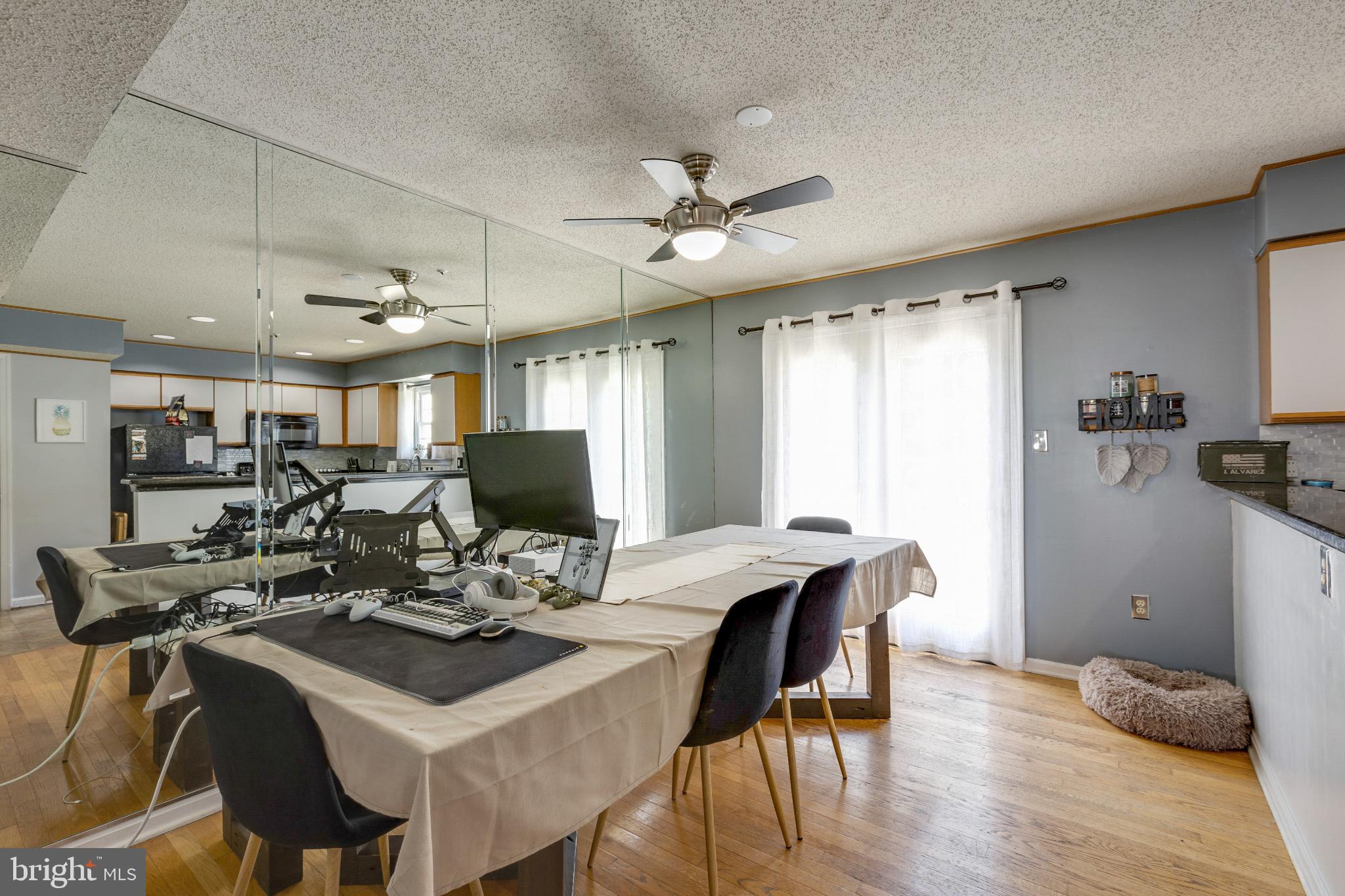 8329 FOUNDERS WOODS WAY