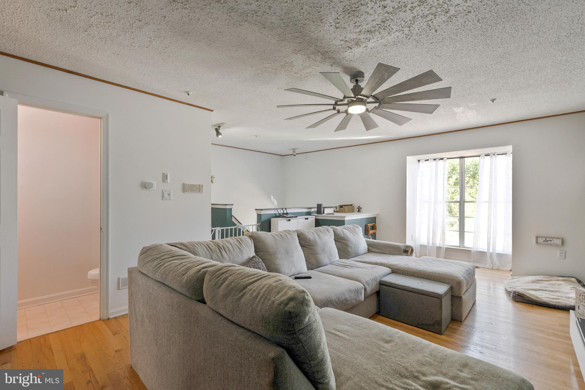 8329 FOUNDERS WOODS WAY