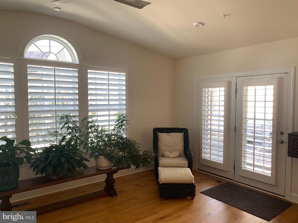 3808 GENTLE BREEZE DRIVE